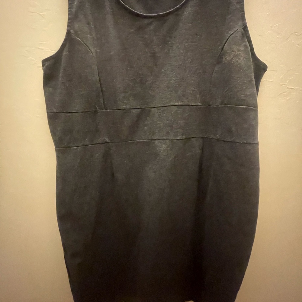 Avenue Black Midi Dress
